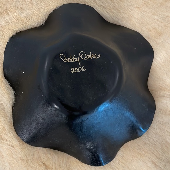 Vintage Wall Decor Plate(Signed) - Picture 3 of 7